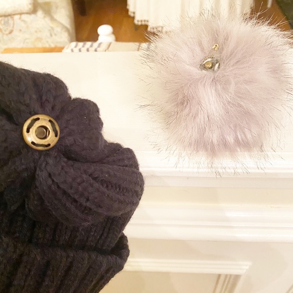 Cymbo Hat with Detachable NWOT - Picture 6 of 6